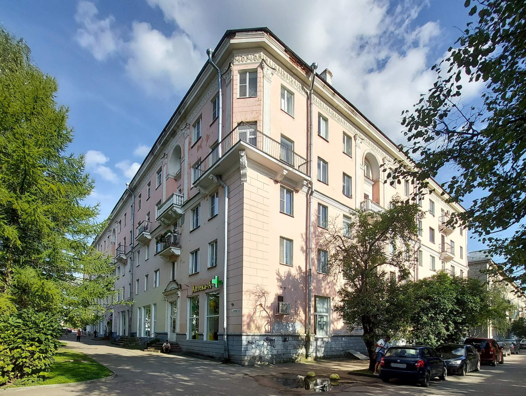 Квартира на продажу в Пскове, Советская улица, 1/3 фото №0