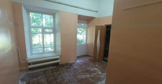 Продам торговое помещение 145.4 м.кв.