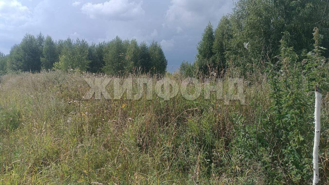 Продам земельный участок 834 м.кв.