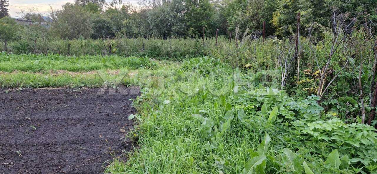 Продам земельный участок 1500 м.кв.