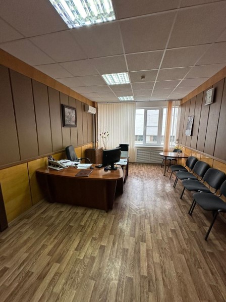 Продам торговое помещение 7738 м.кв.