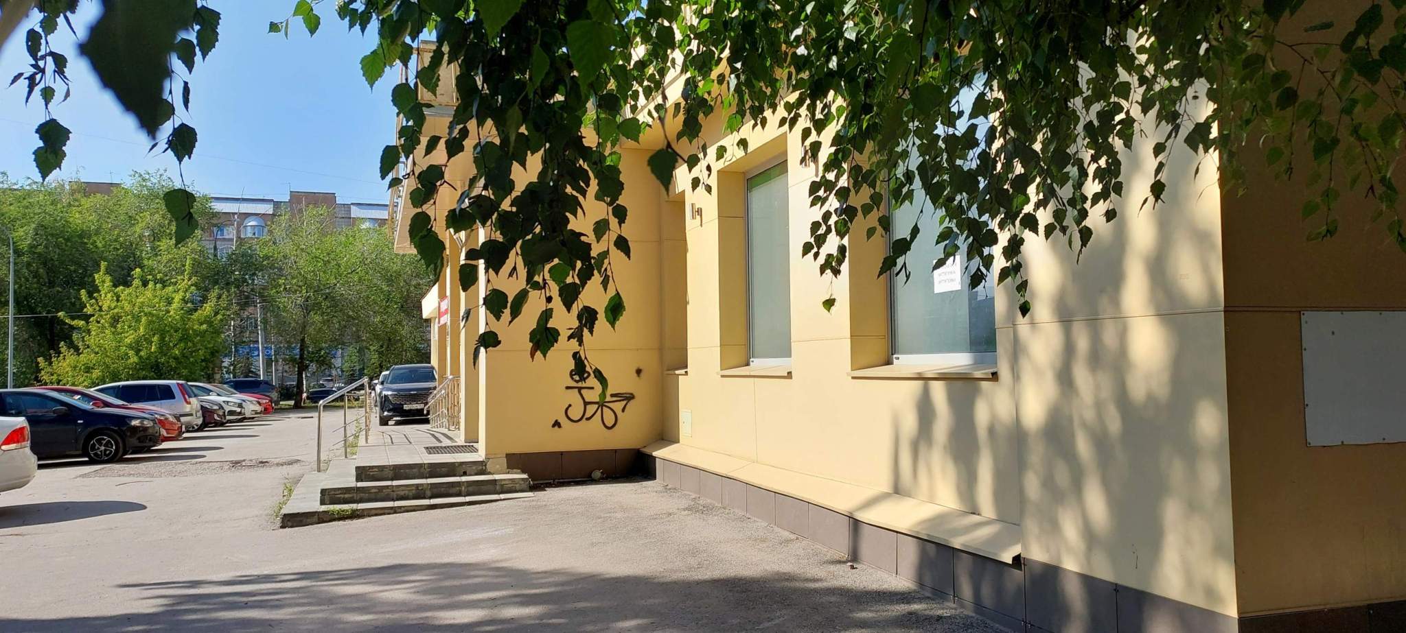 Продам офис 579 м.кв.