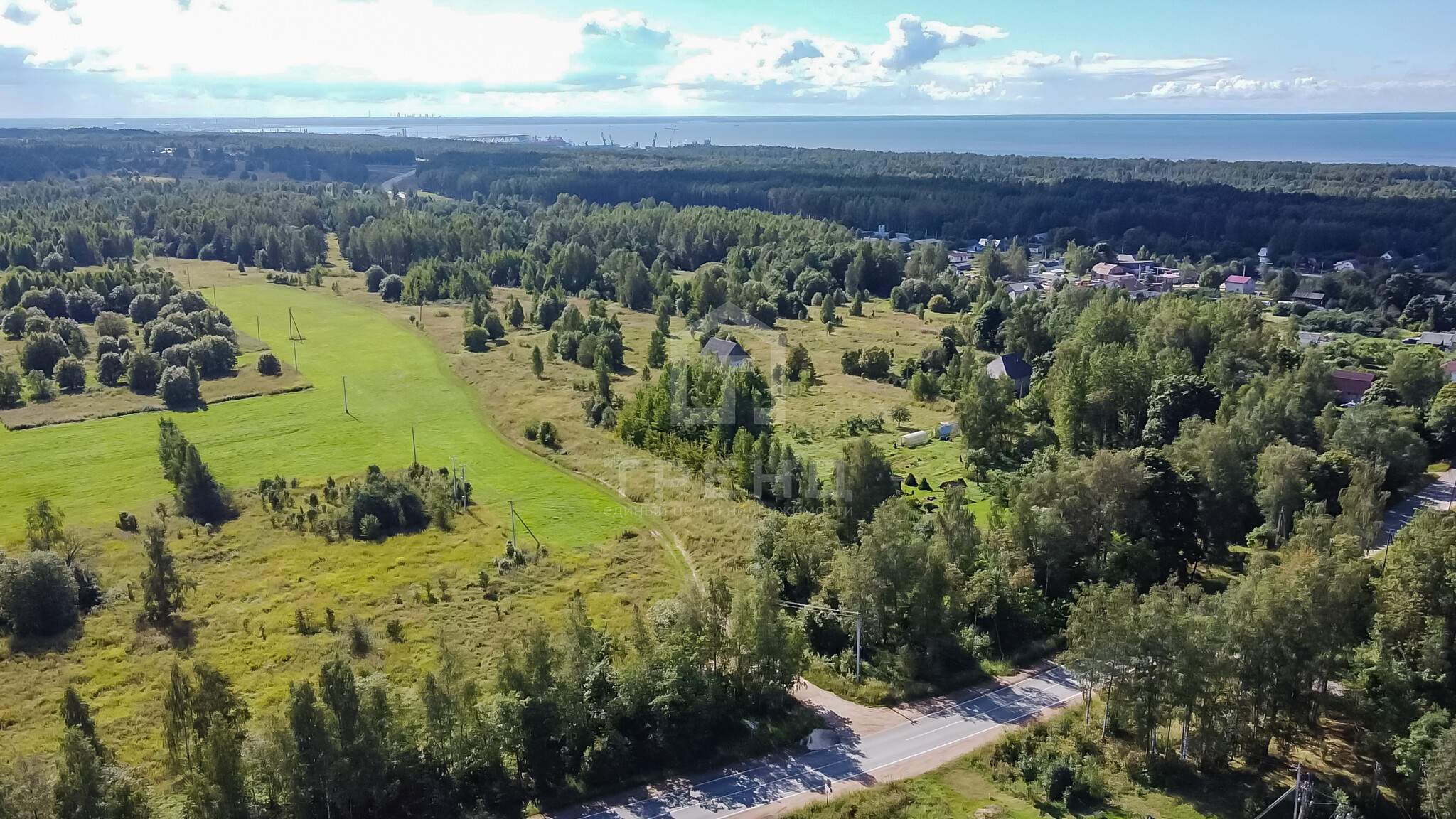 Продам земельный участок 108000 м.кв.