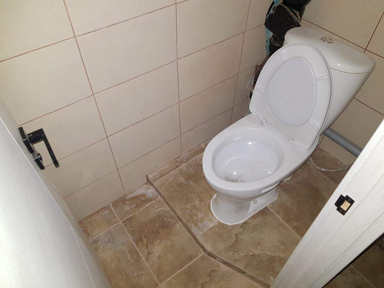 Продам офис 2.7 м.кв.