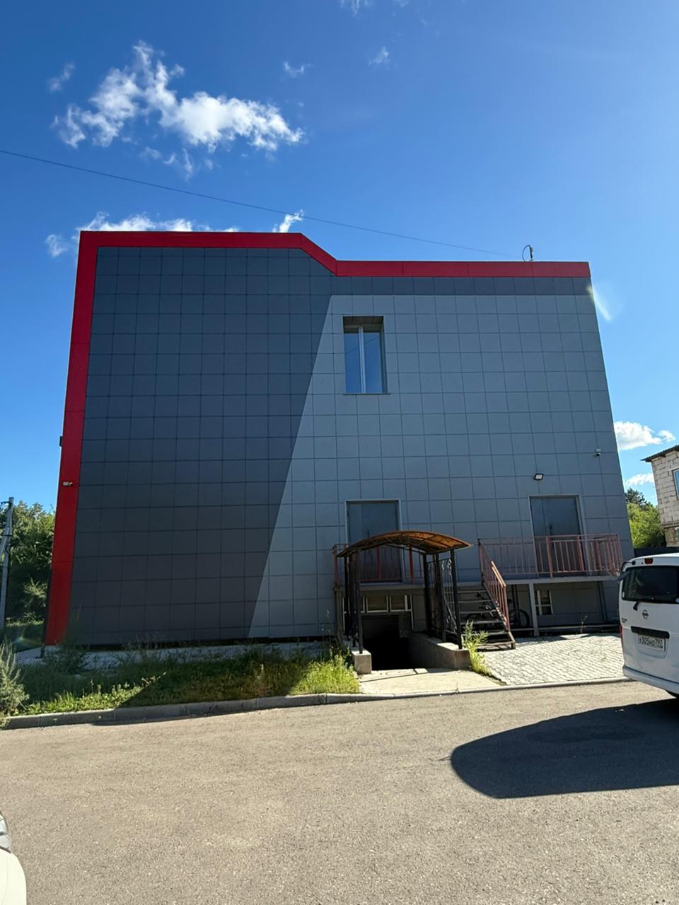 Сдам в аренду магазин 501.6 м.кв.