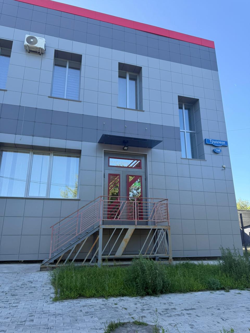 Сдам в аренду магазин 501.6 м.кв.