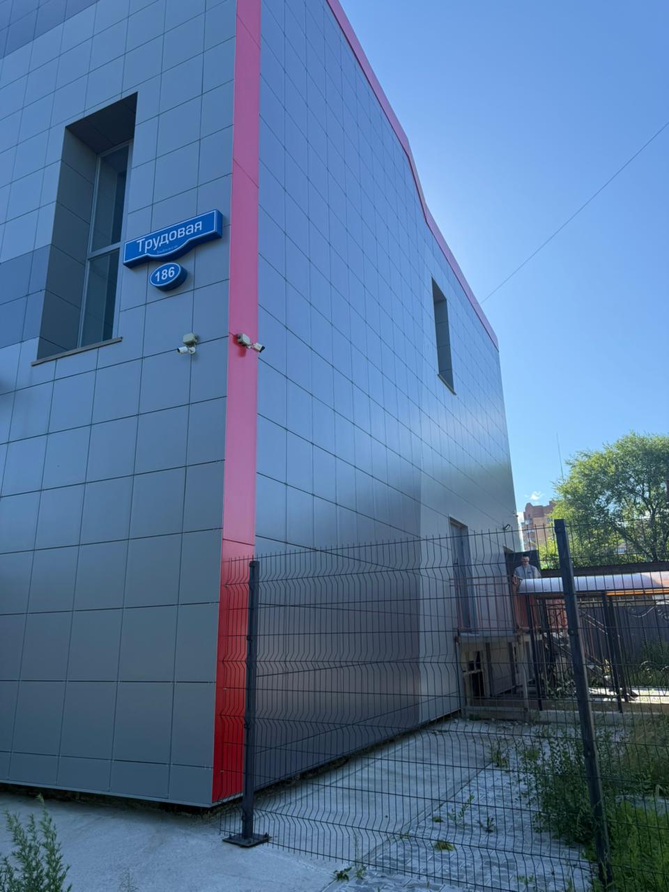 Сдам в аренду магазин 501.6 м.кв.