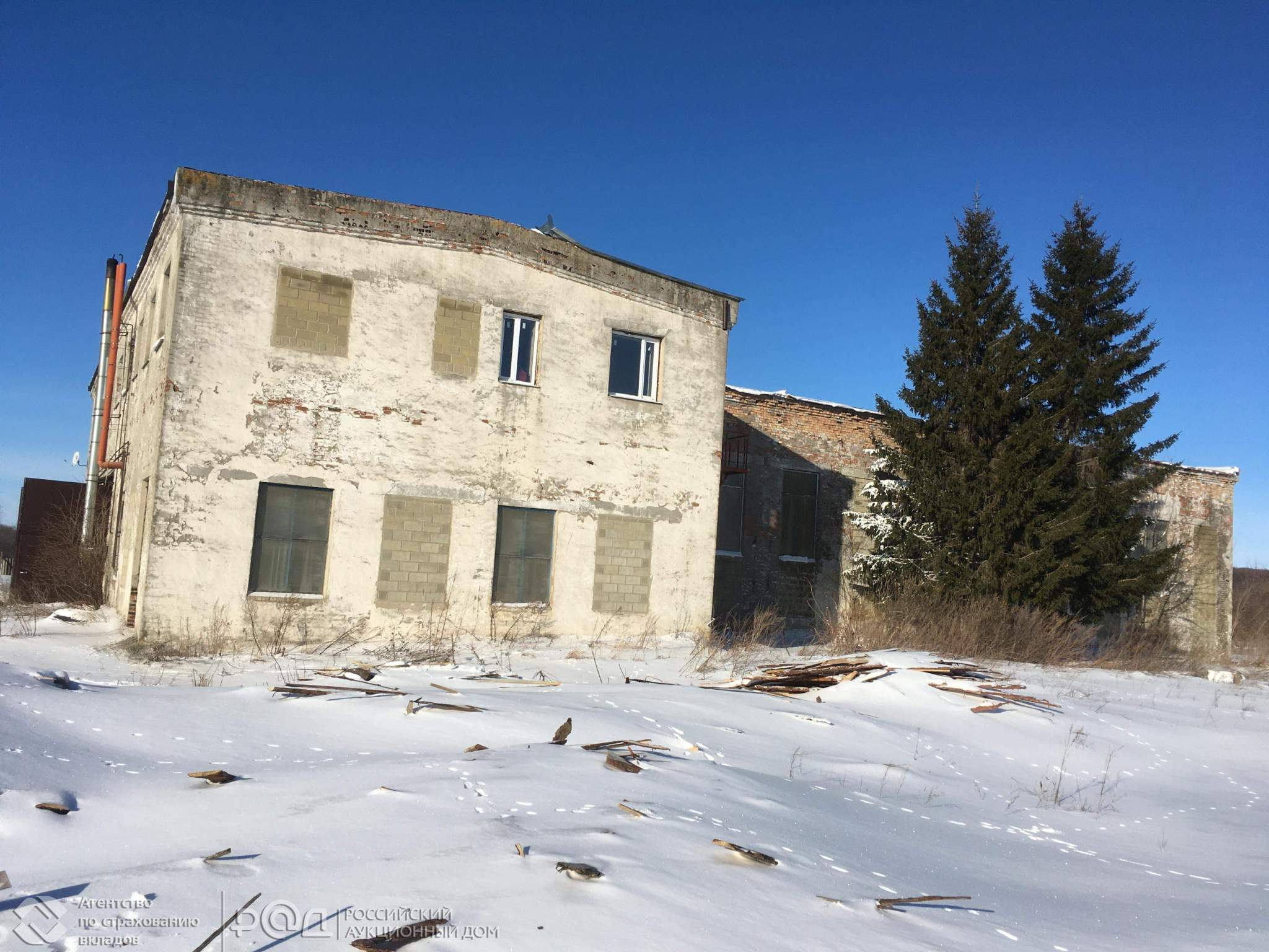 Продам торговое помещение 1782.6 м.кв.