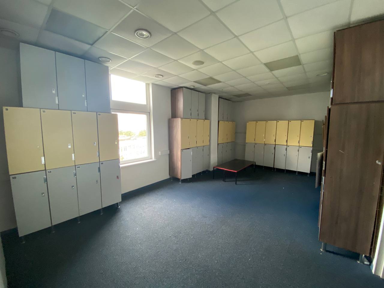 Сдам в аренду помещение свободного назначения 551 м.кв.