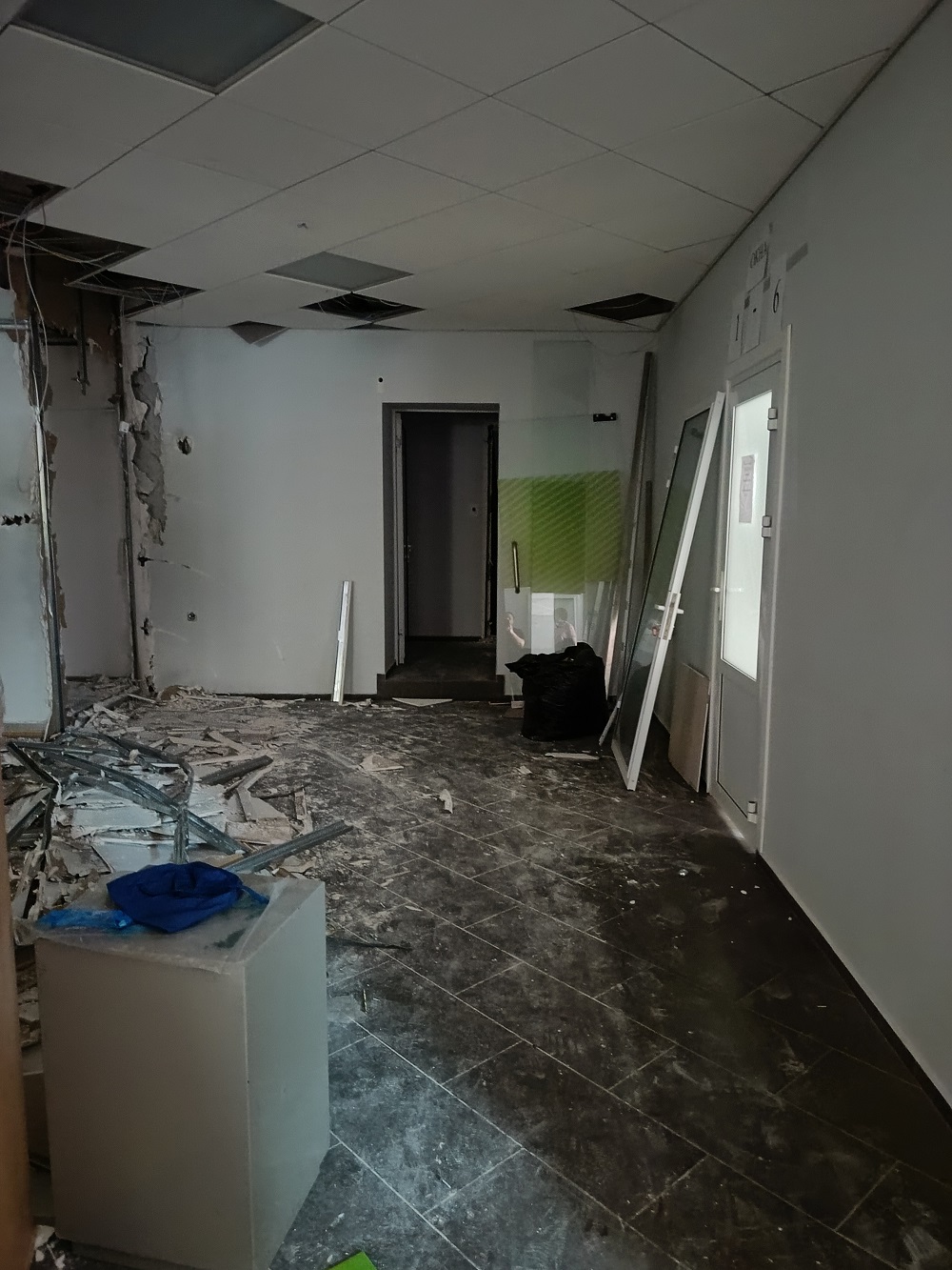 Сдам в аренду помещение свободного назначения 220.5 м.кв.