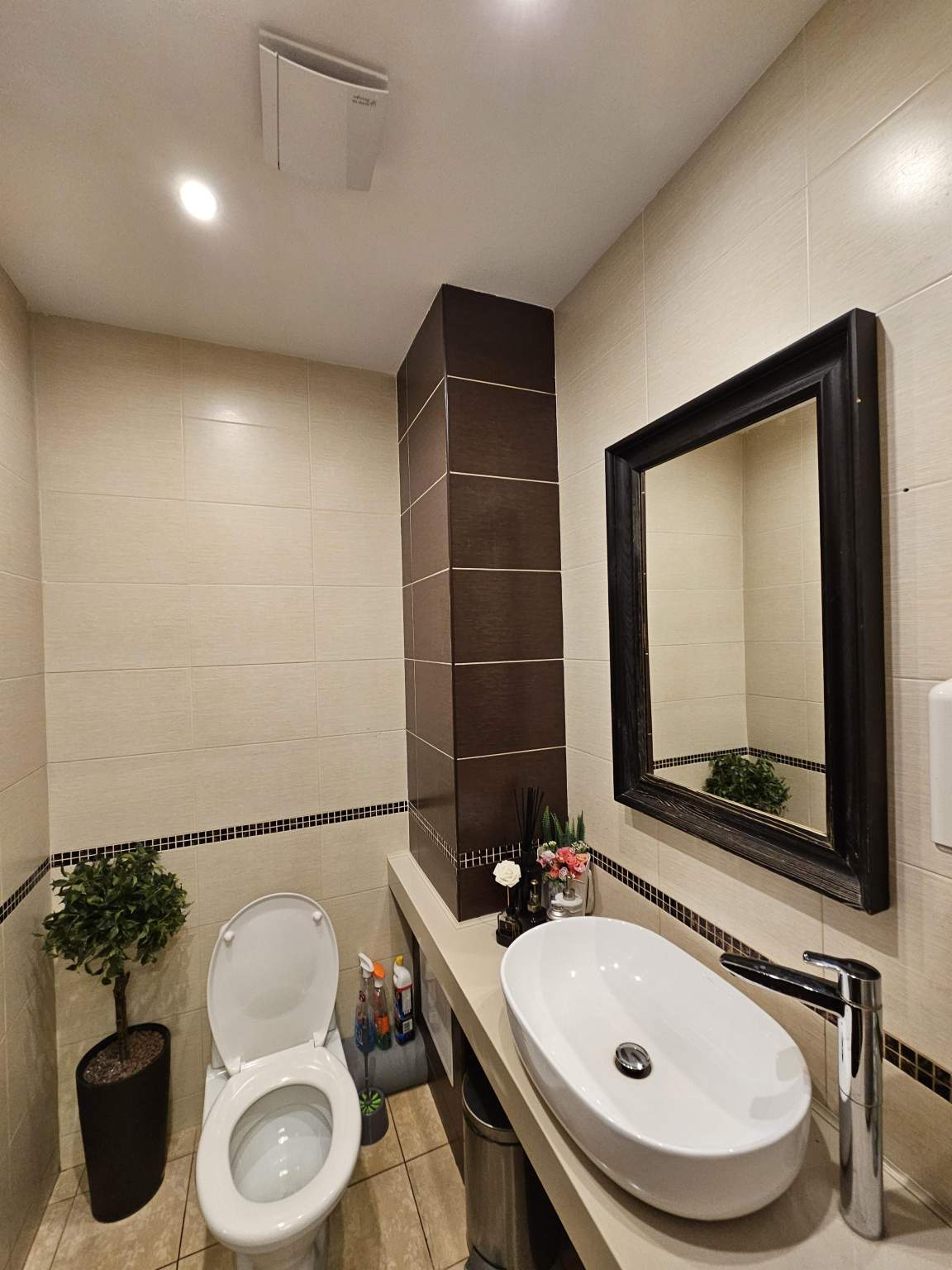 Продам помещение свободного назначения 105.2 м.кв.