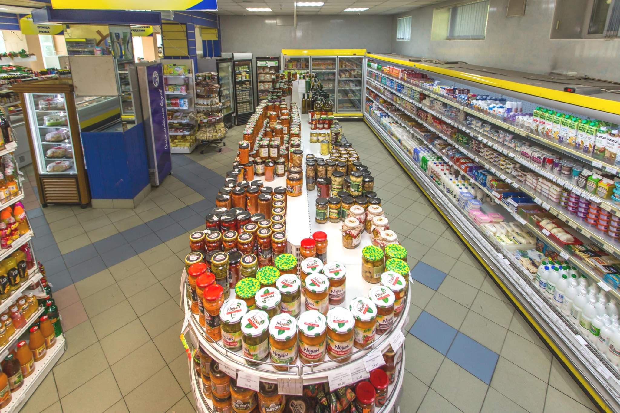 Продам магазин 1369.2 м.кв.