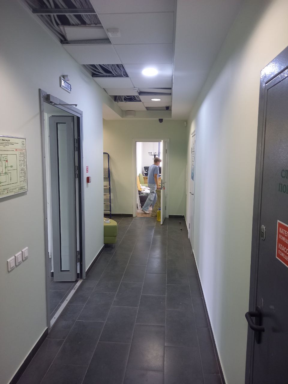 Продам помещение свободного назначения 390.2 м.кв.