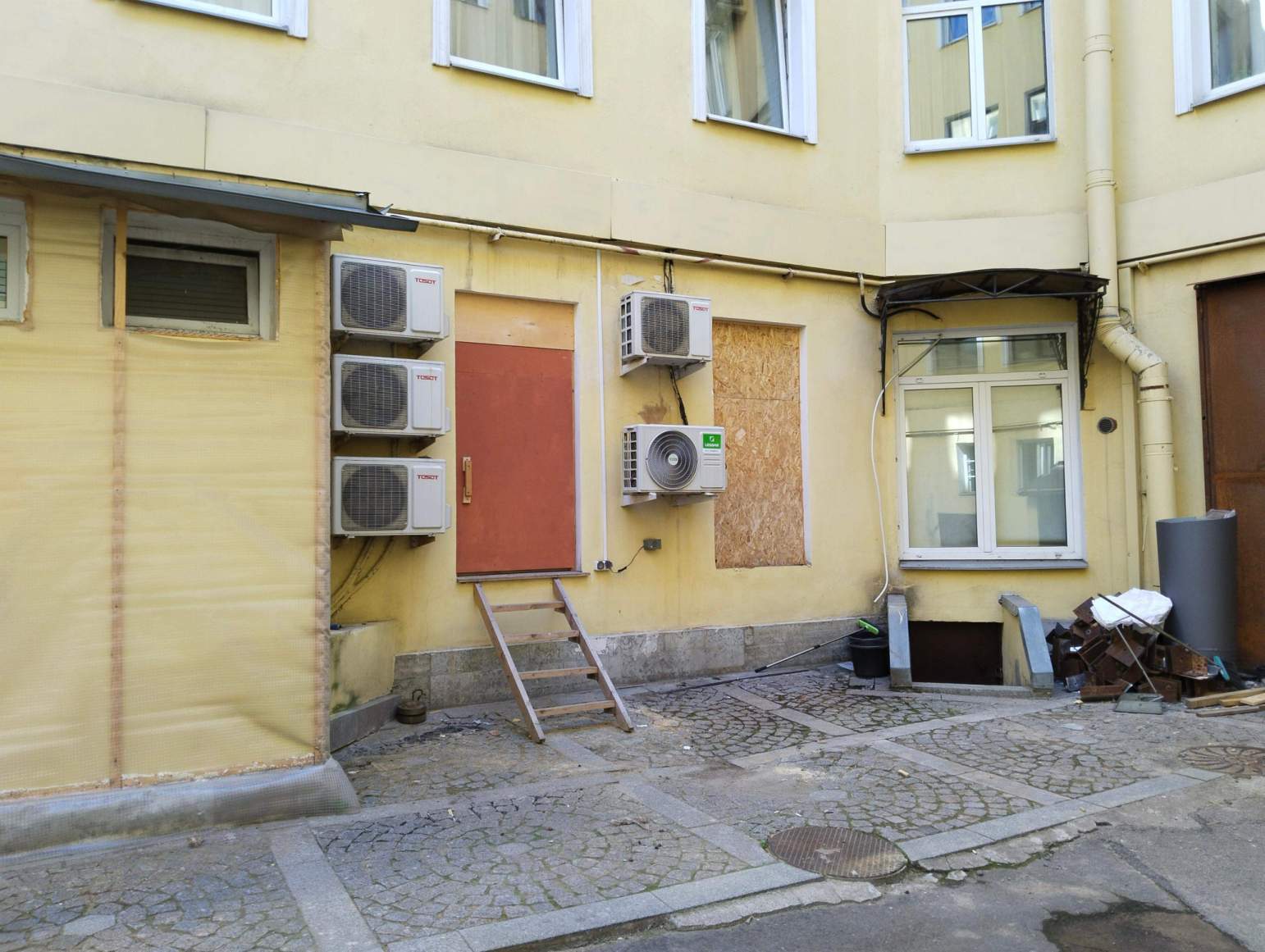 Продам офис 23.7 м.кв.