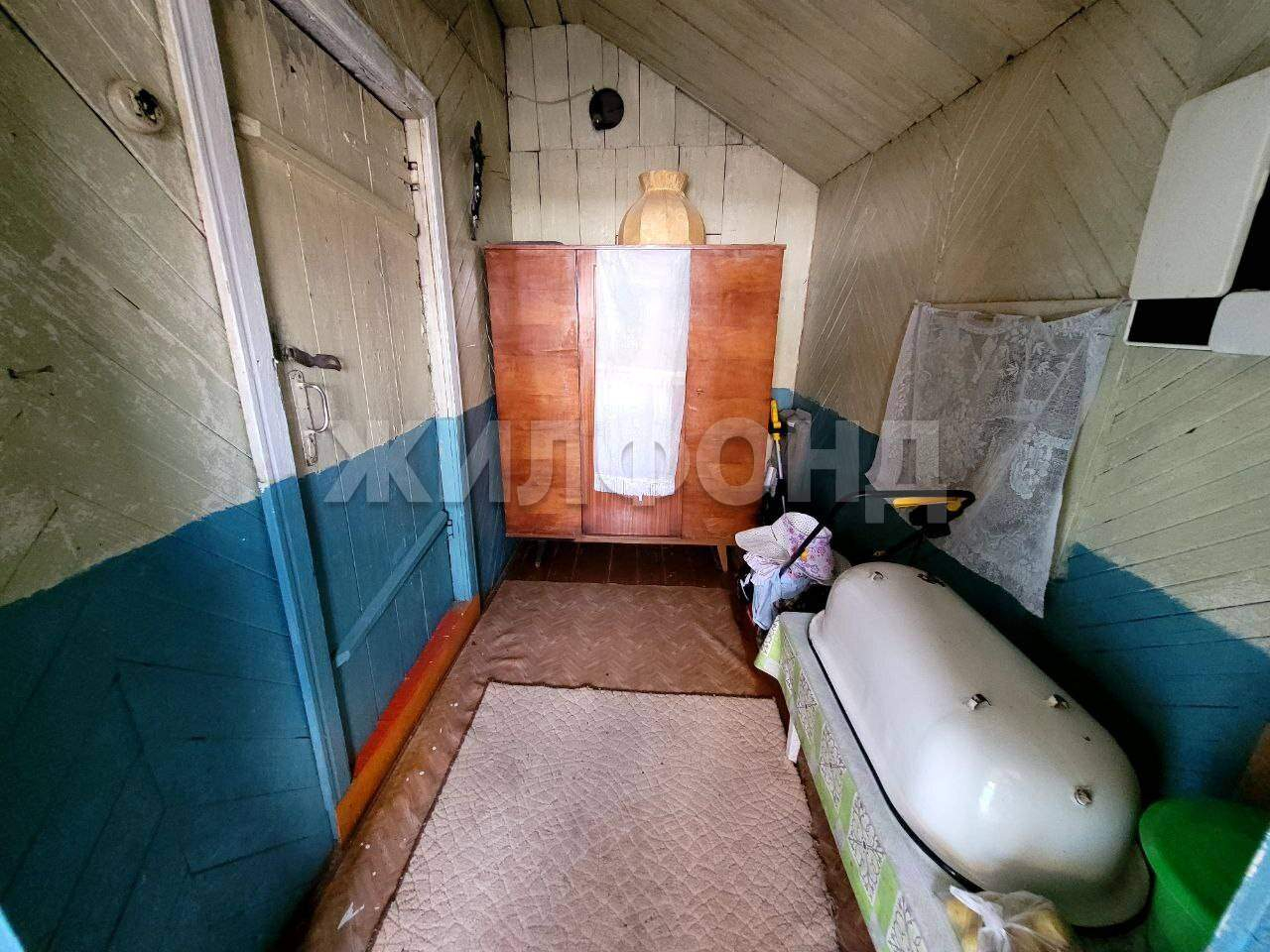 Продам земельный участок 1000 м.кв.