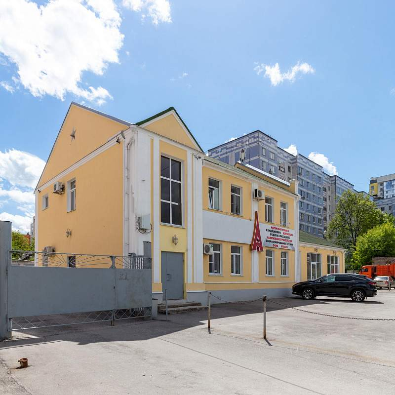 Продам торговое помещение 537.4 м.кв.