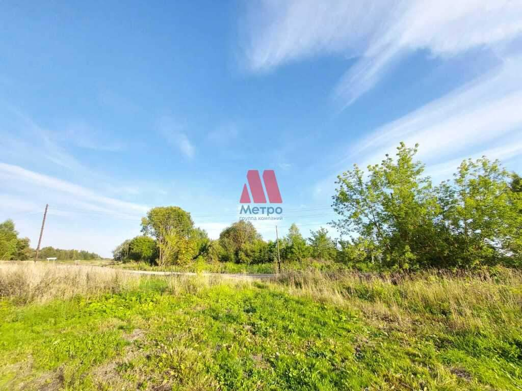 Продам земельный участок 900 м.кв.