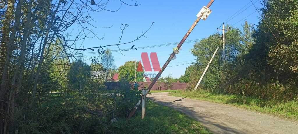 Продам земельный участок 1500 м.кв.