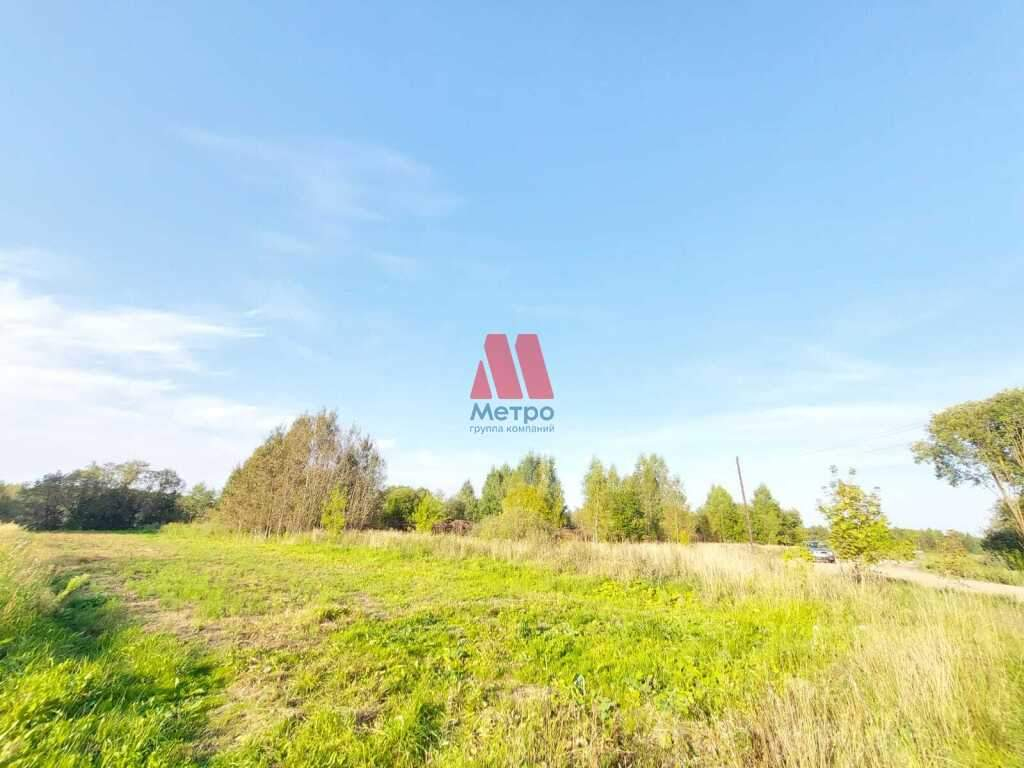 Продам земельный участок 900 м.кв.