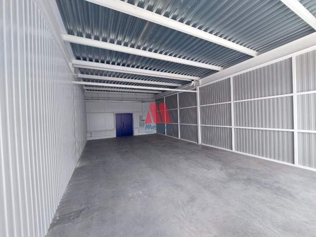 Фото: Торговое помещение 72 м2 в аренду test