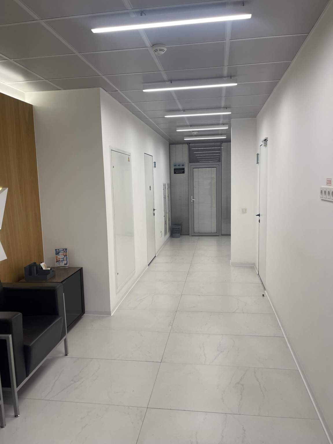 Продам офис 1727.5 м.кв.