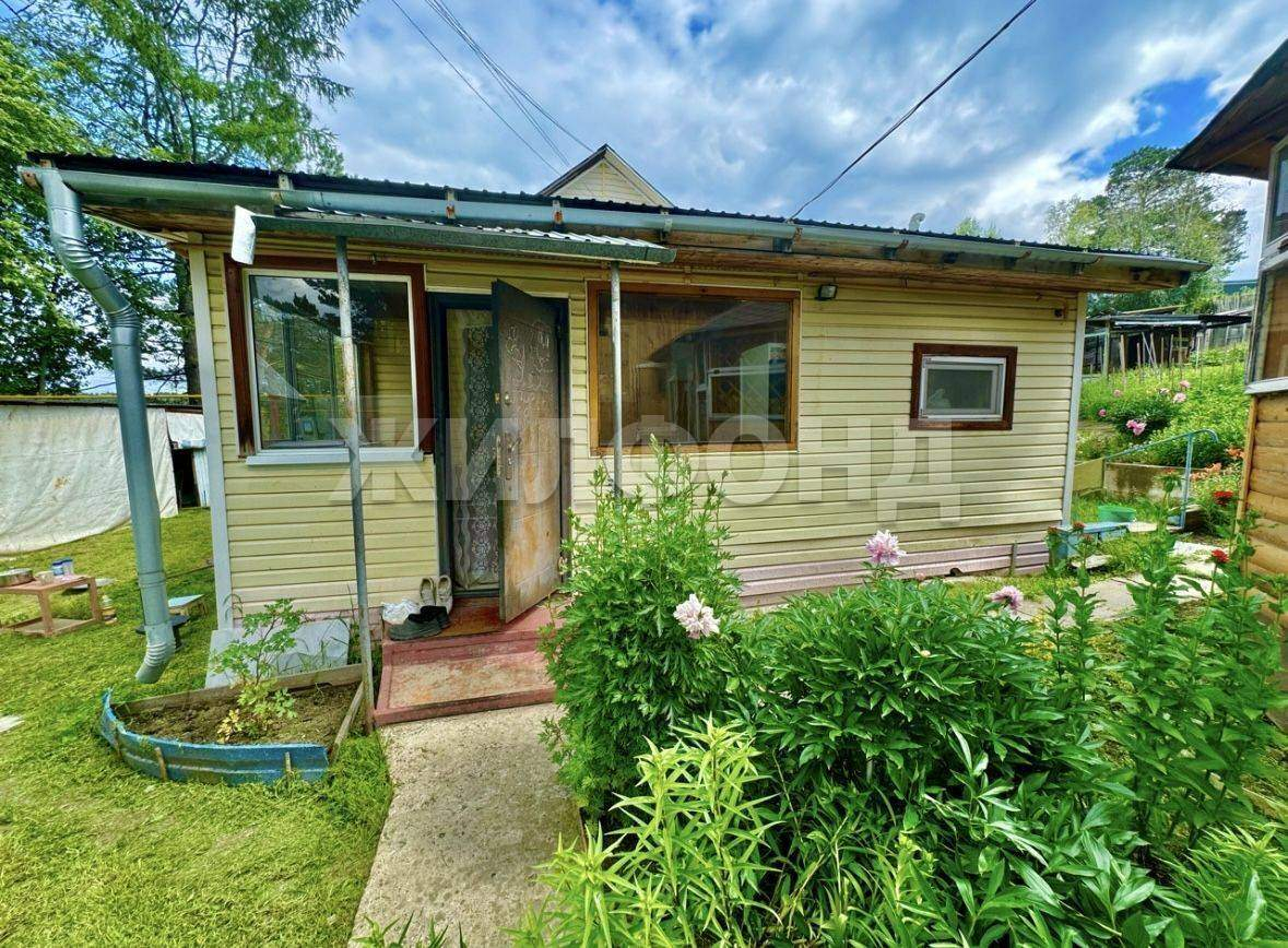 Дом на продажу в Мирном, Дорожная улица фото №1