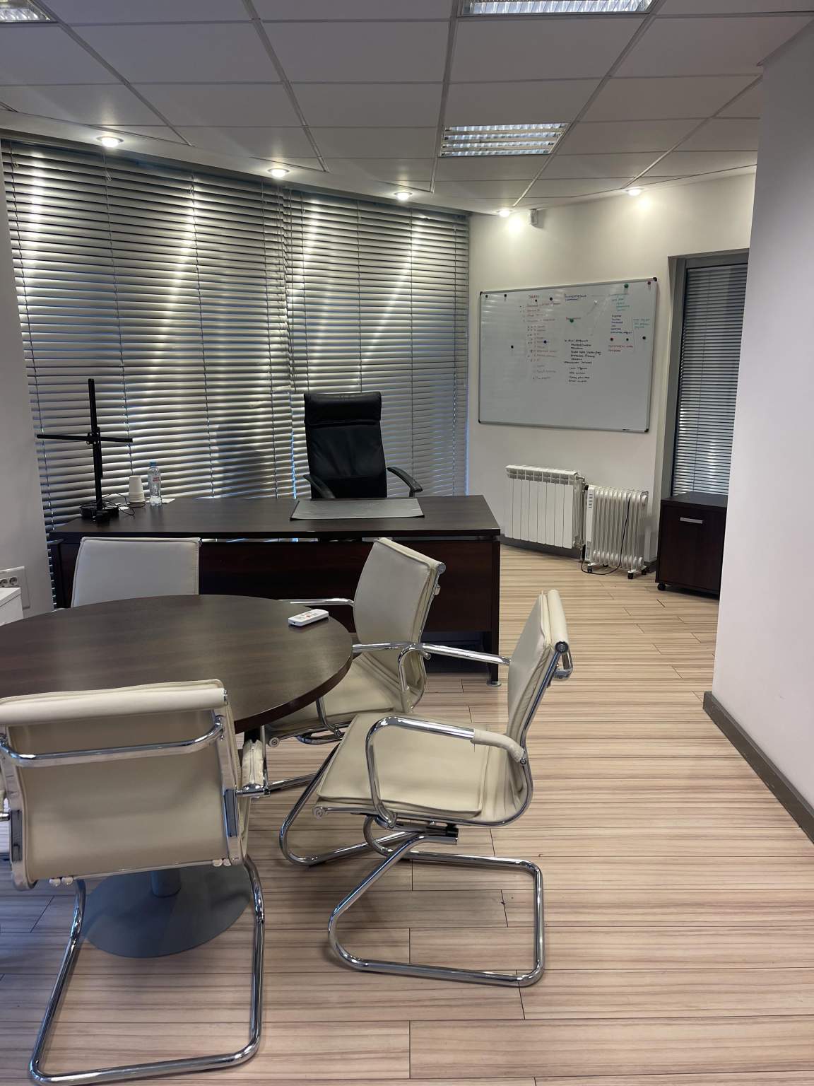 Продам офис 1727.5 м.кв.