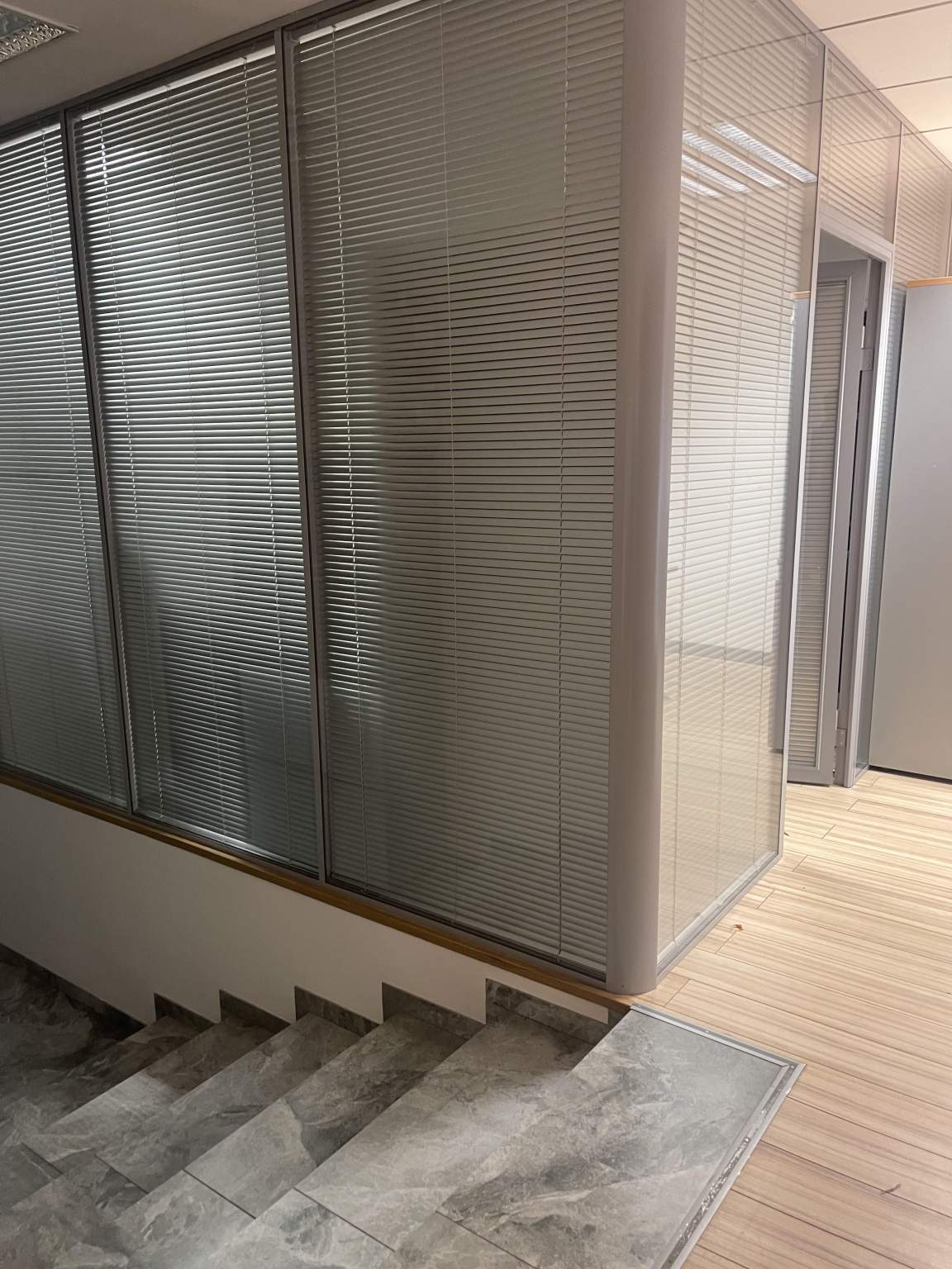 Продам офис 1727.5 м.кв.