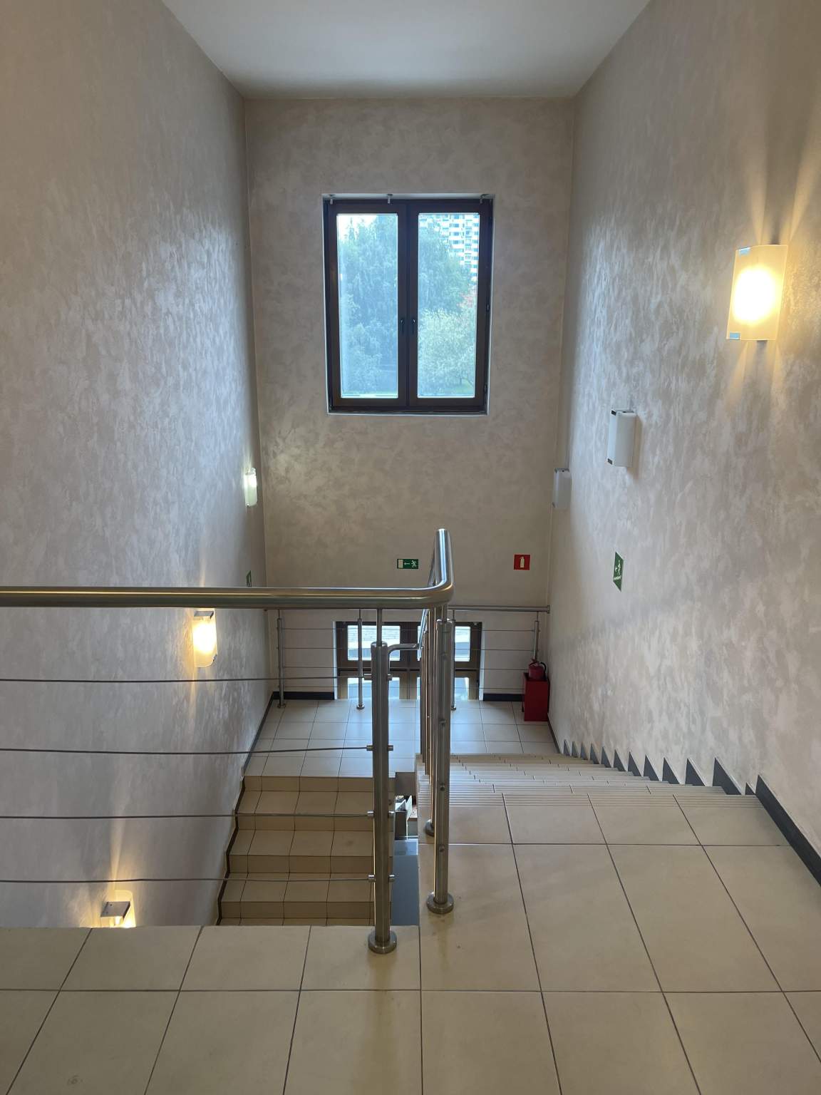 Сдам в аренду офис 1727.5 м.кв.