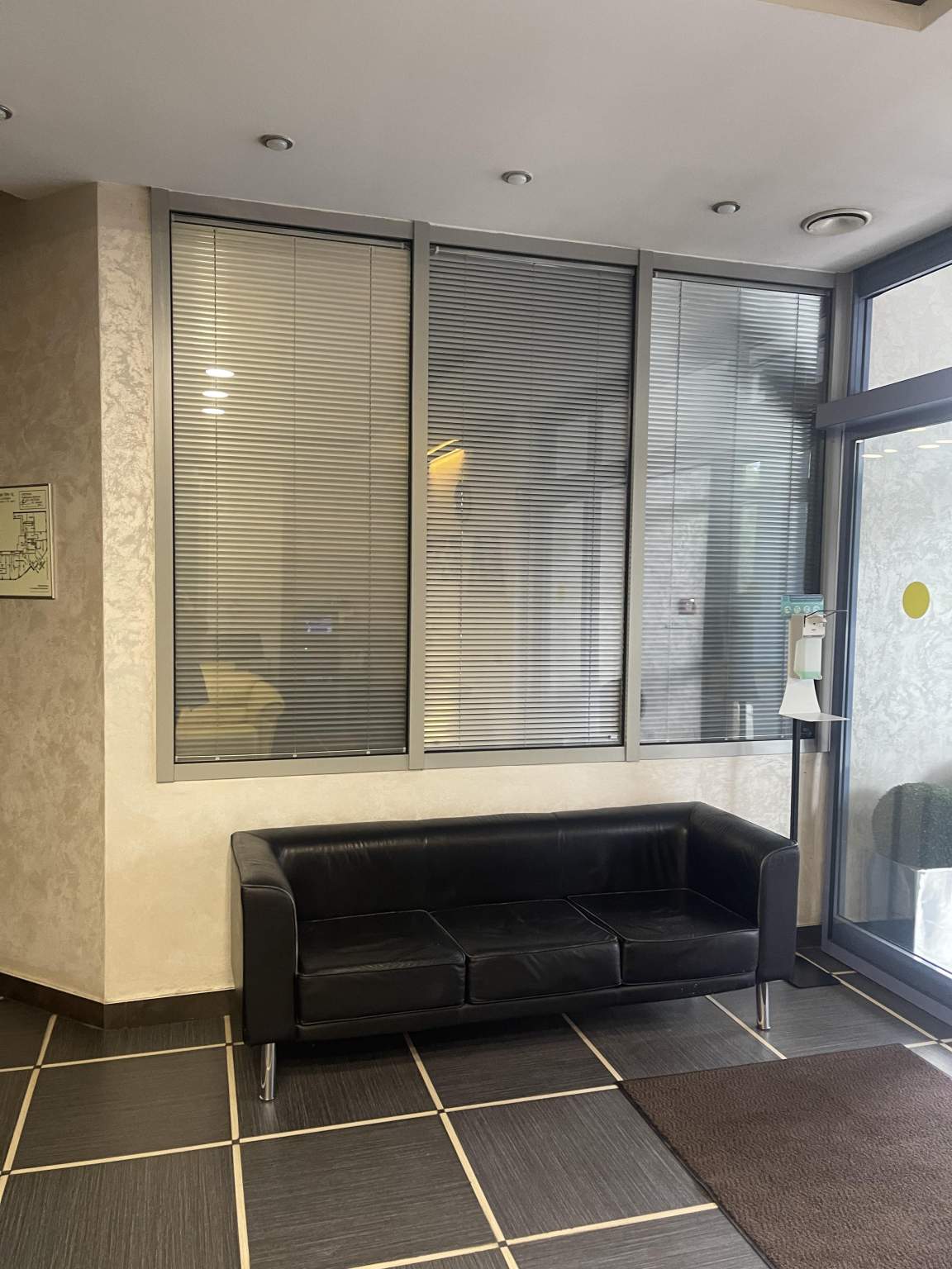 Продам офис 1727.5 м.кв.