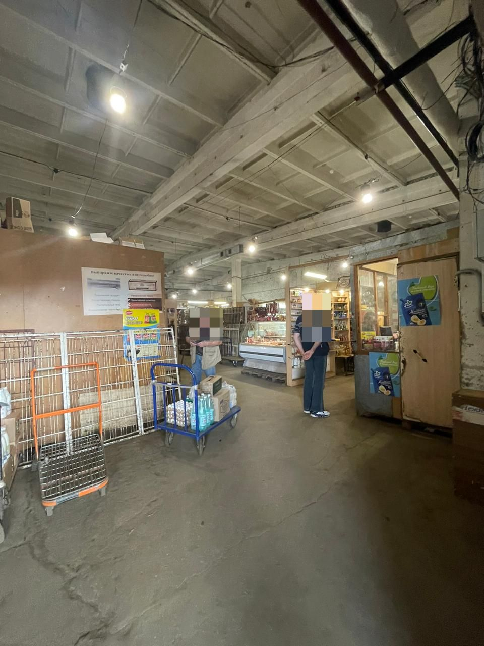 Фото: Торговое помещение 253.1 м2 в аренду test