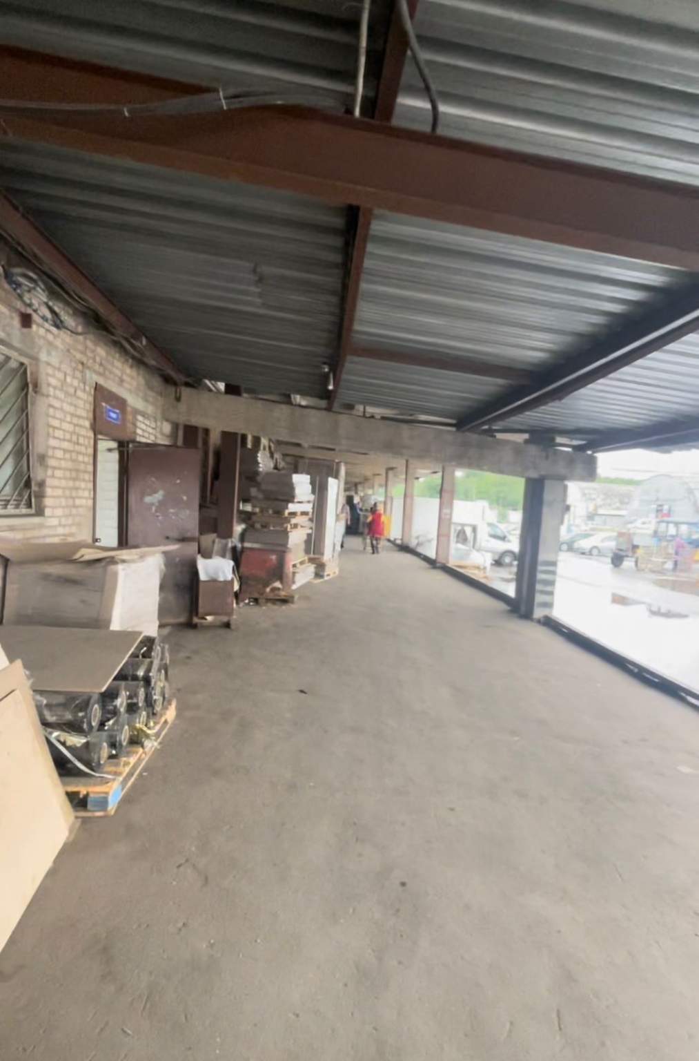 Сдам в аренду магазин 97.7 м.кв.