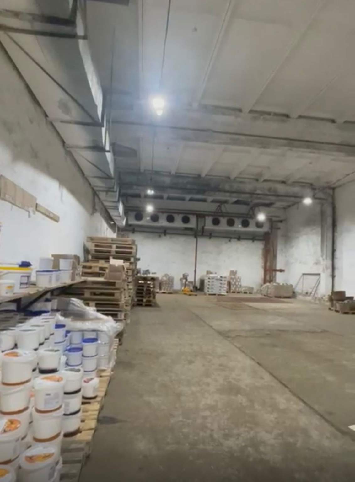 Сдам в аренду склад 296 м.кв.