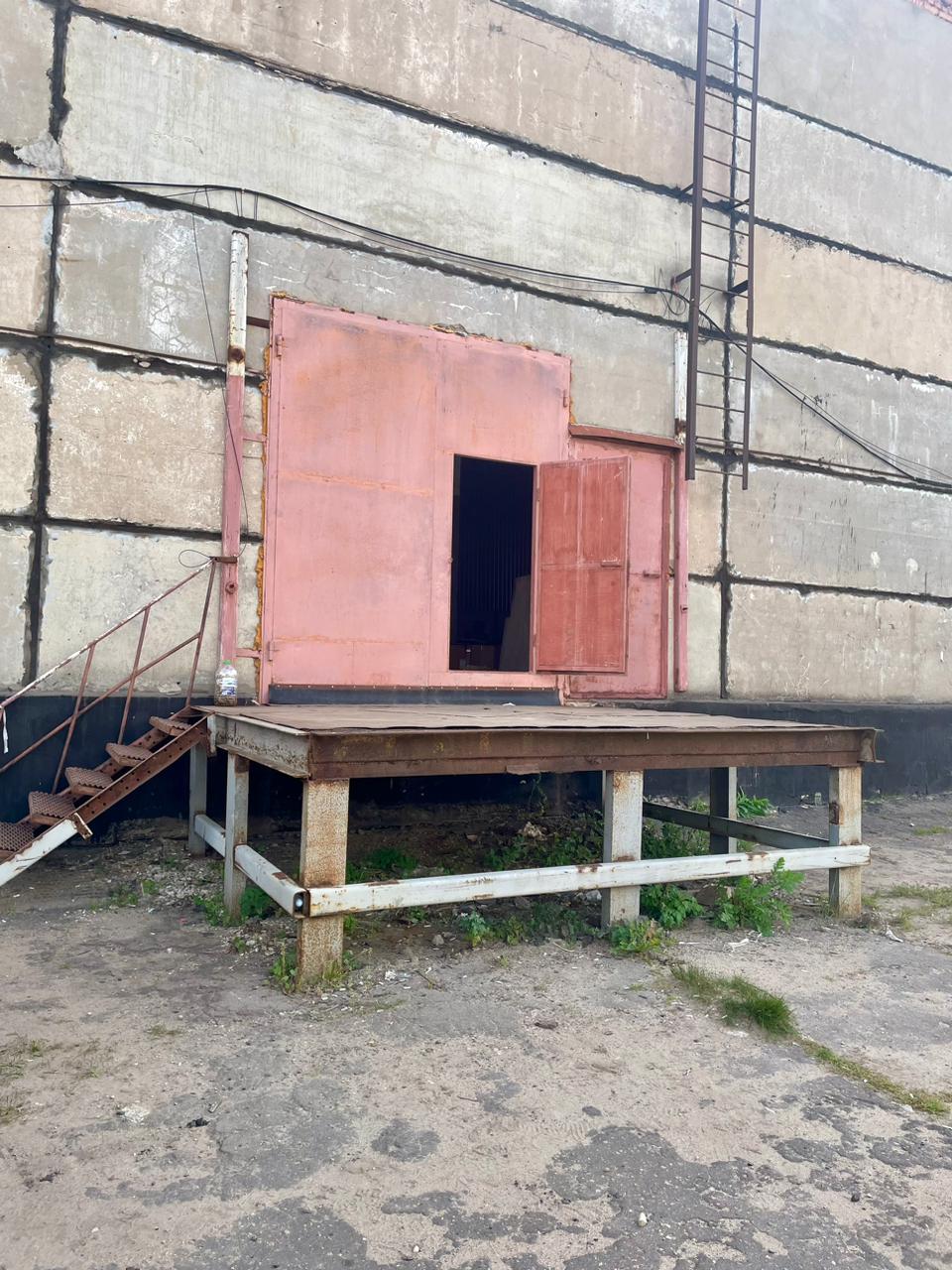 Сдам в аренду склад 408 м.кв.