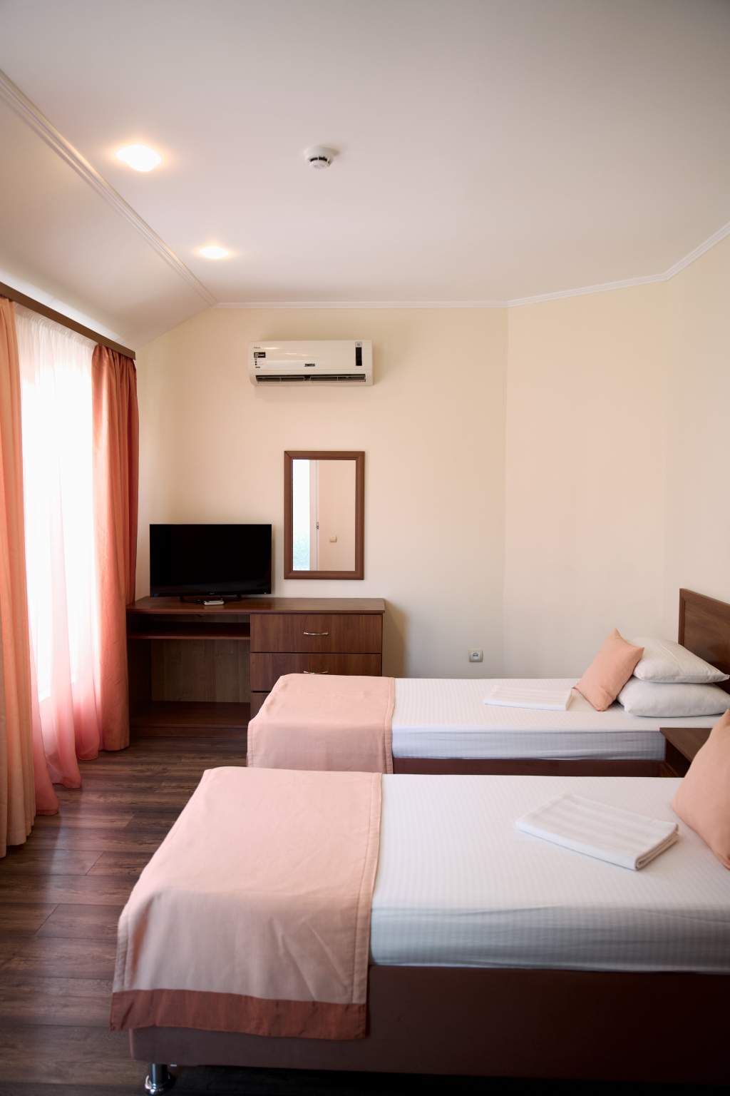 Фото: Ваш семейный рай в сердце Сириуса: Готовый Бизнес с Высокой Прибылью test