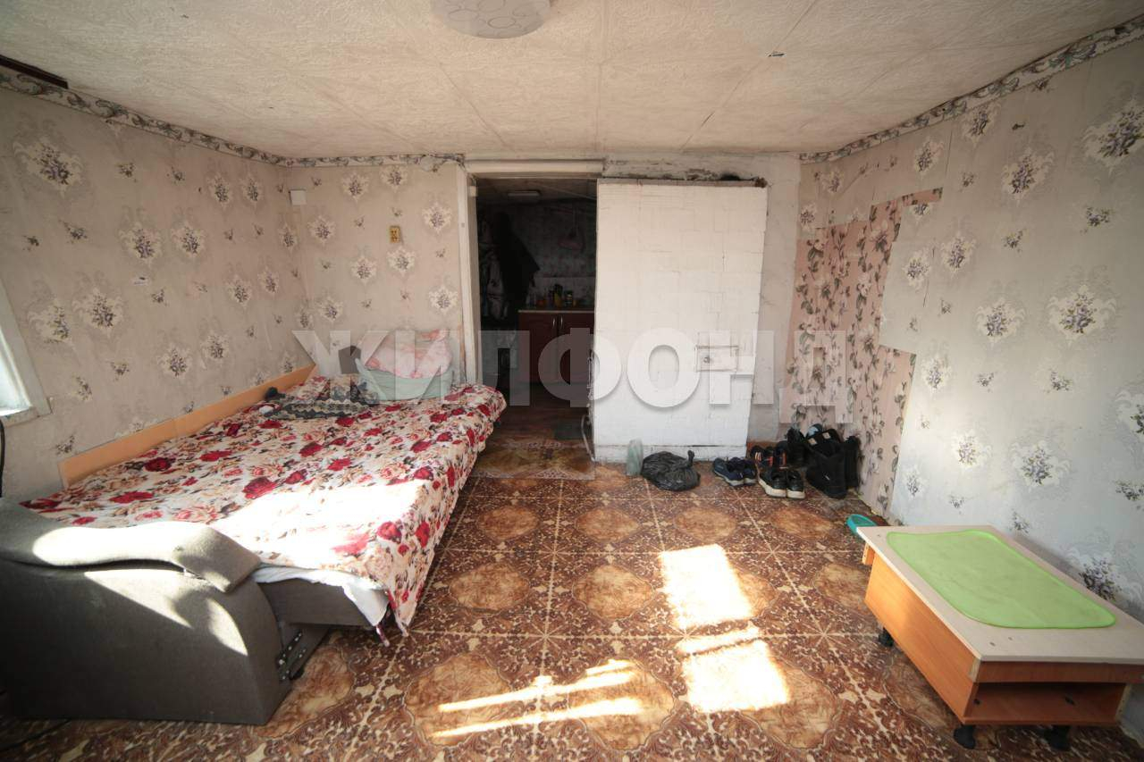 Продам земельный участок 2300 м.кв.