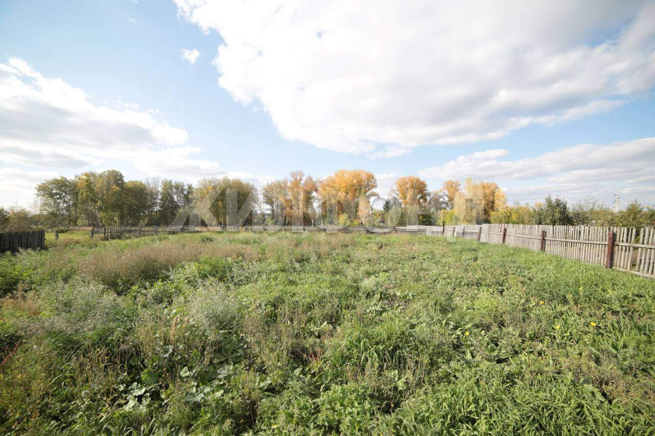 Продам земельный участок 2300 м.кв.