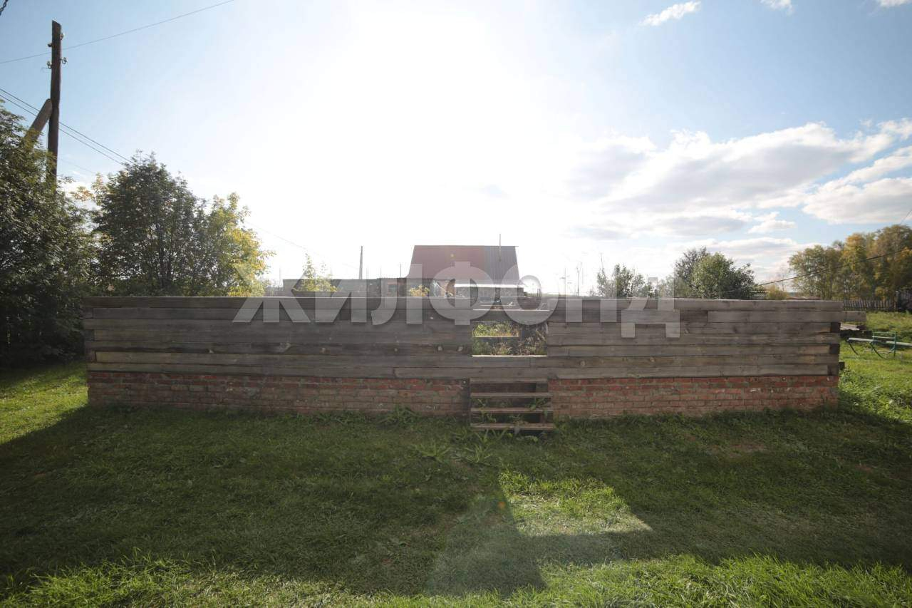 Продам земельный участок 2300 м.кв.