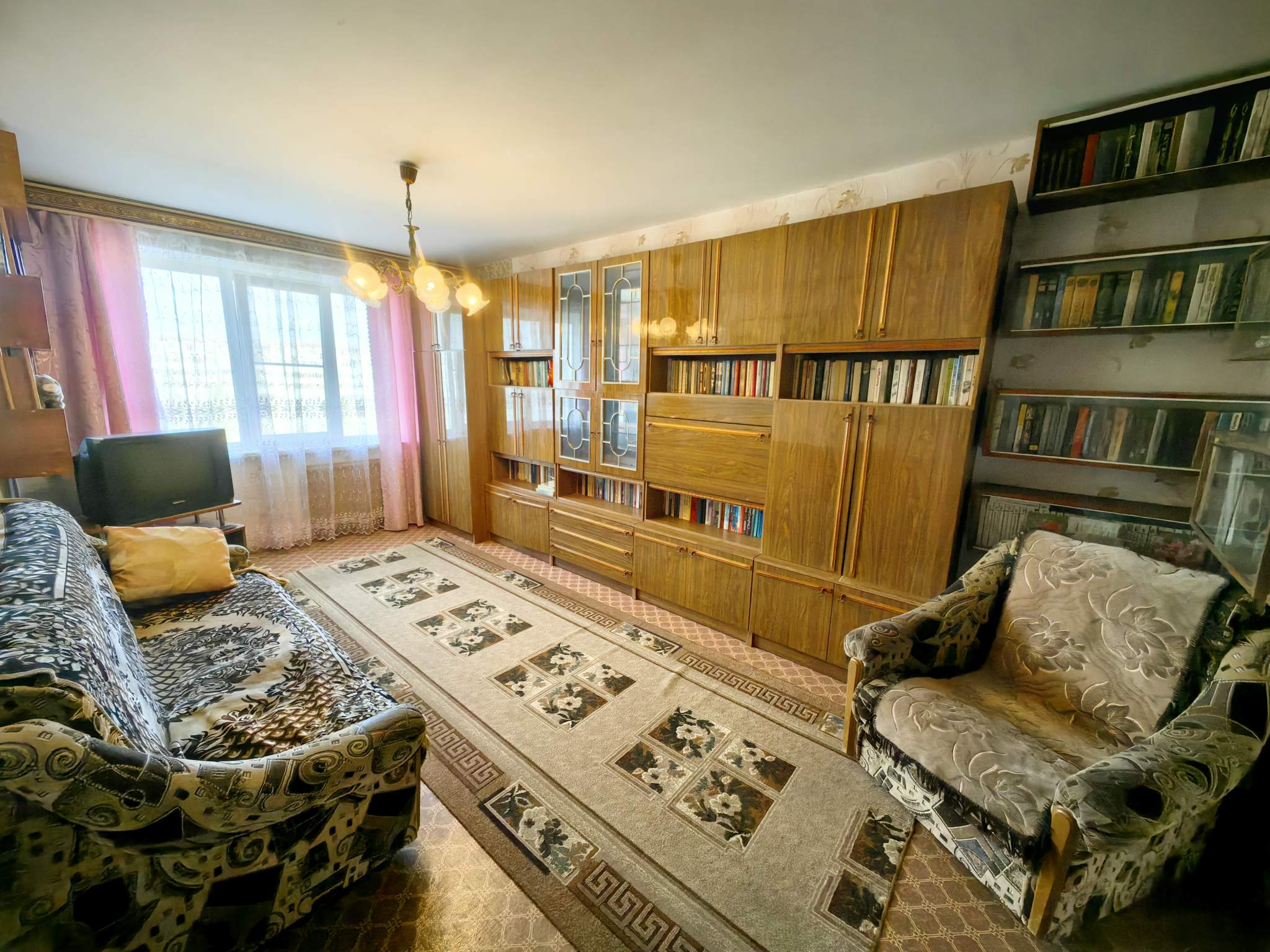 Квартира на продажу в Пскове, Западная улица, 21А фото №0