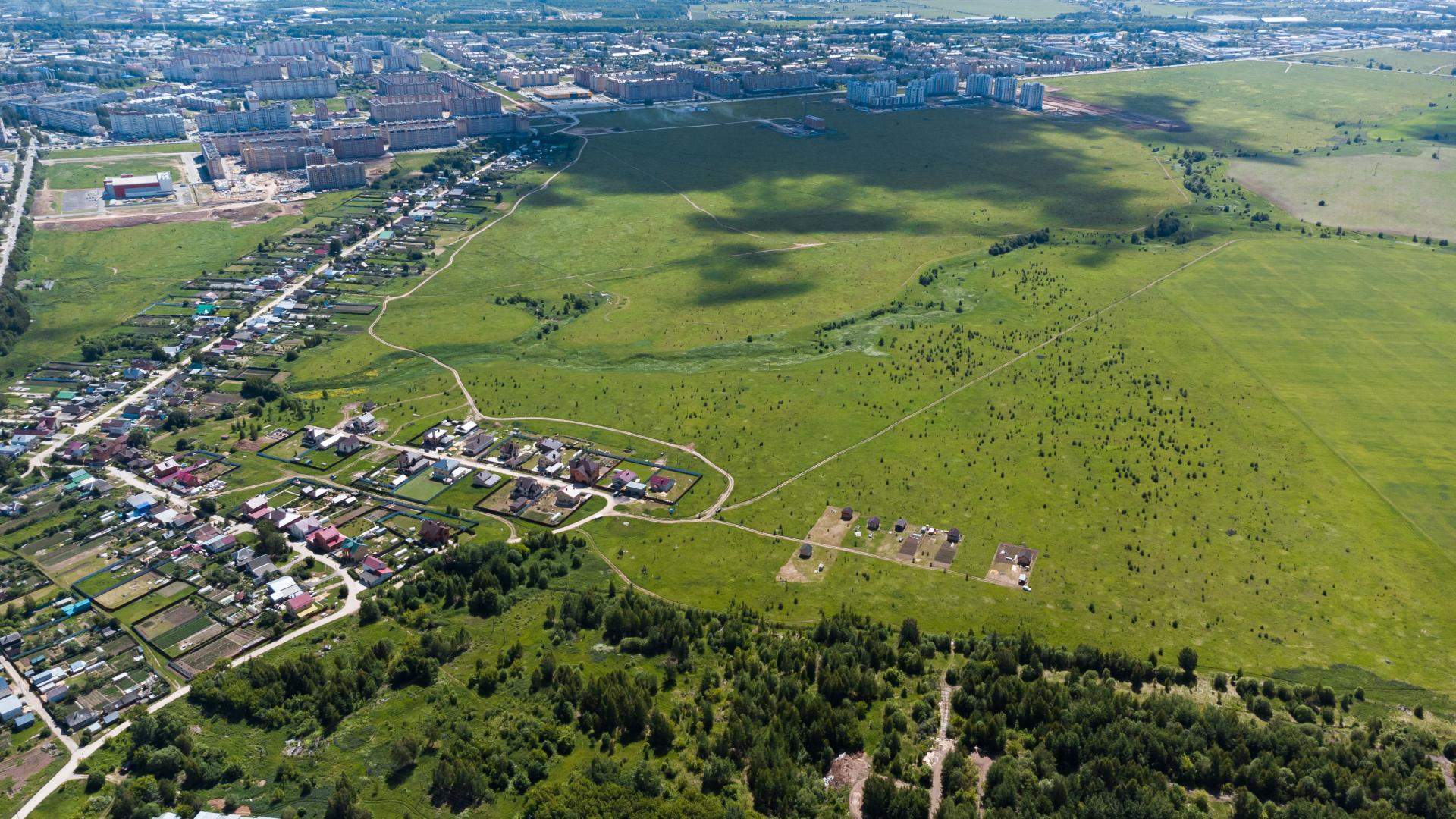 Продам земельный участок 414535 м.кв.