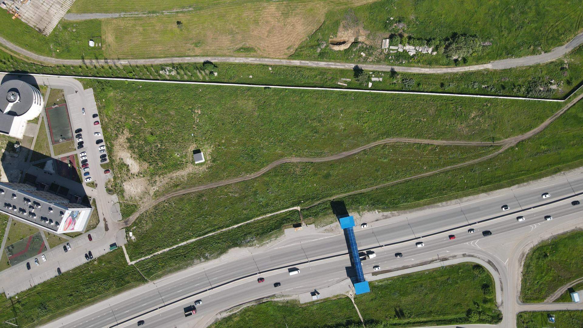 Продам земельный участок 8122 м.кв.