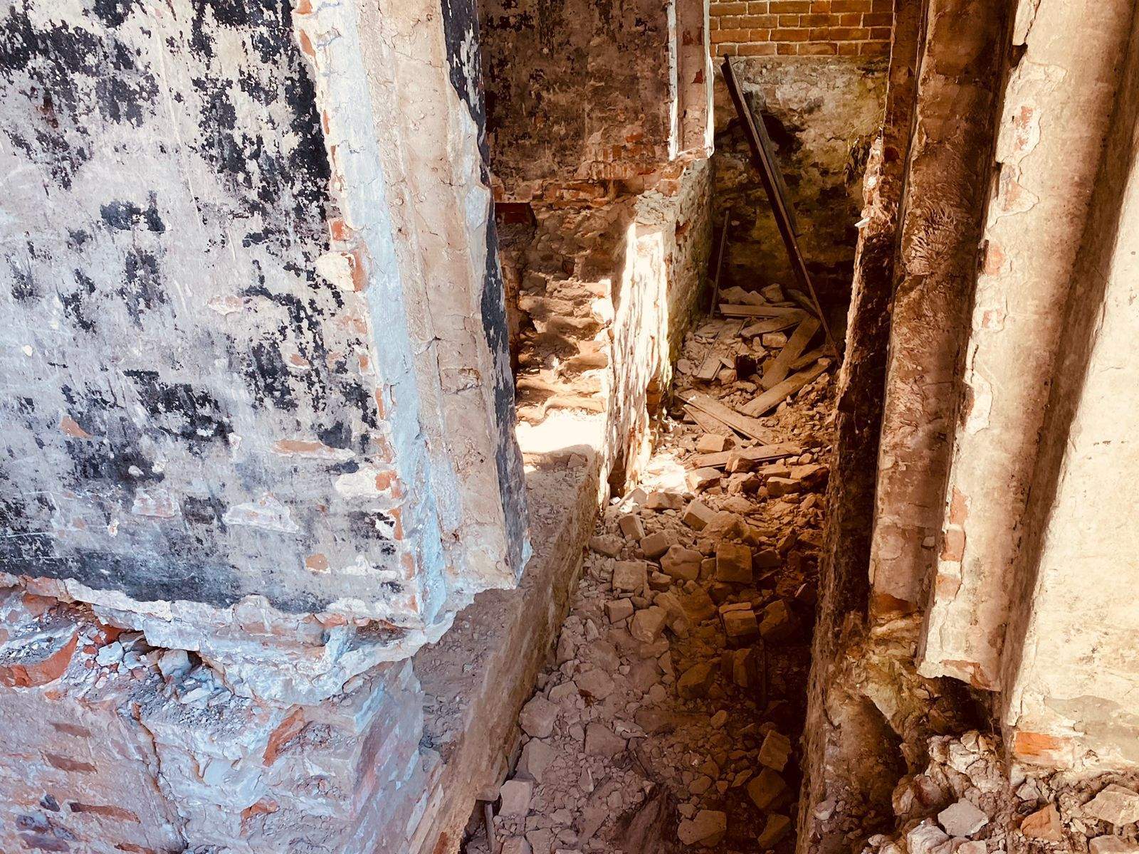 Продам торговое помещение 217.5 м.кв.