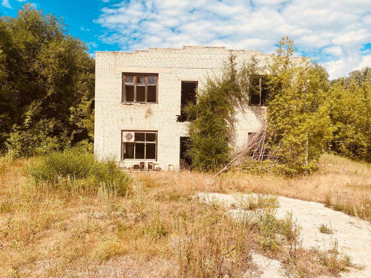 Продам торговое помещение 1021.5 м.кв.