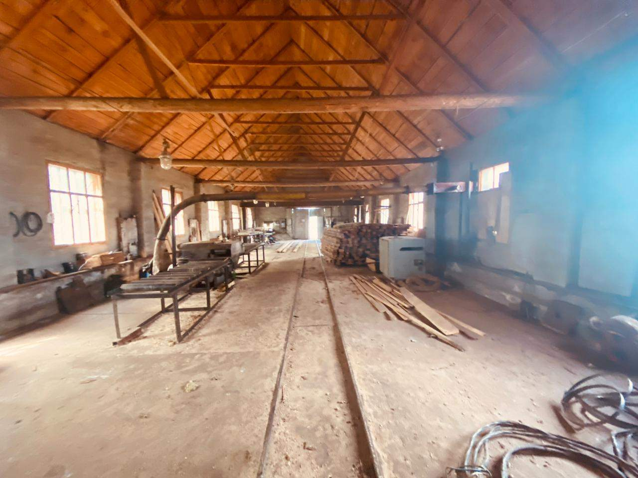 Продам склад 252.4 м.кв.