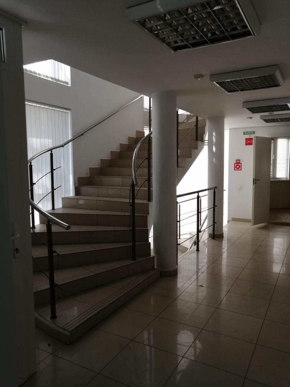 Продам офис 783.5 м.кв.