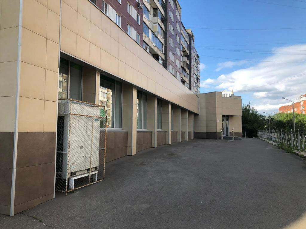 Сдам в аренду офис 748.6 м.кв.