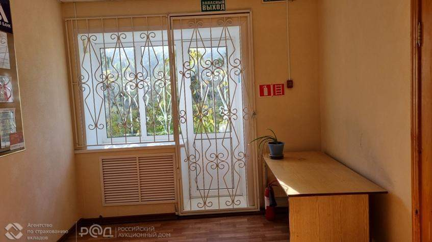 Продам торговое помещение 323 м.кв.