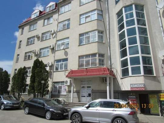 Продам офис 488.2 м.кв.