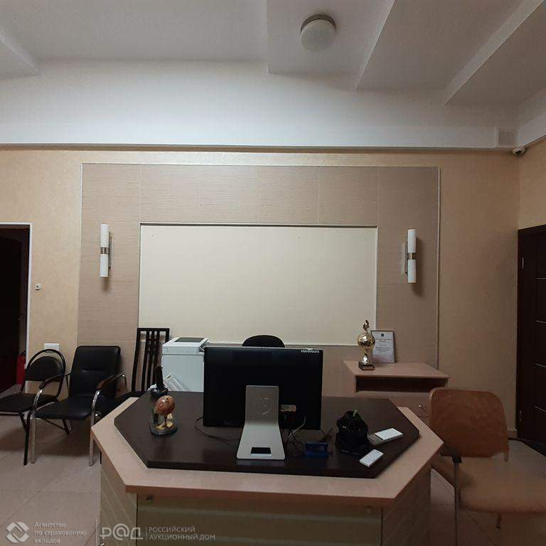 Продам офис 1072.4 м.кв.