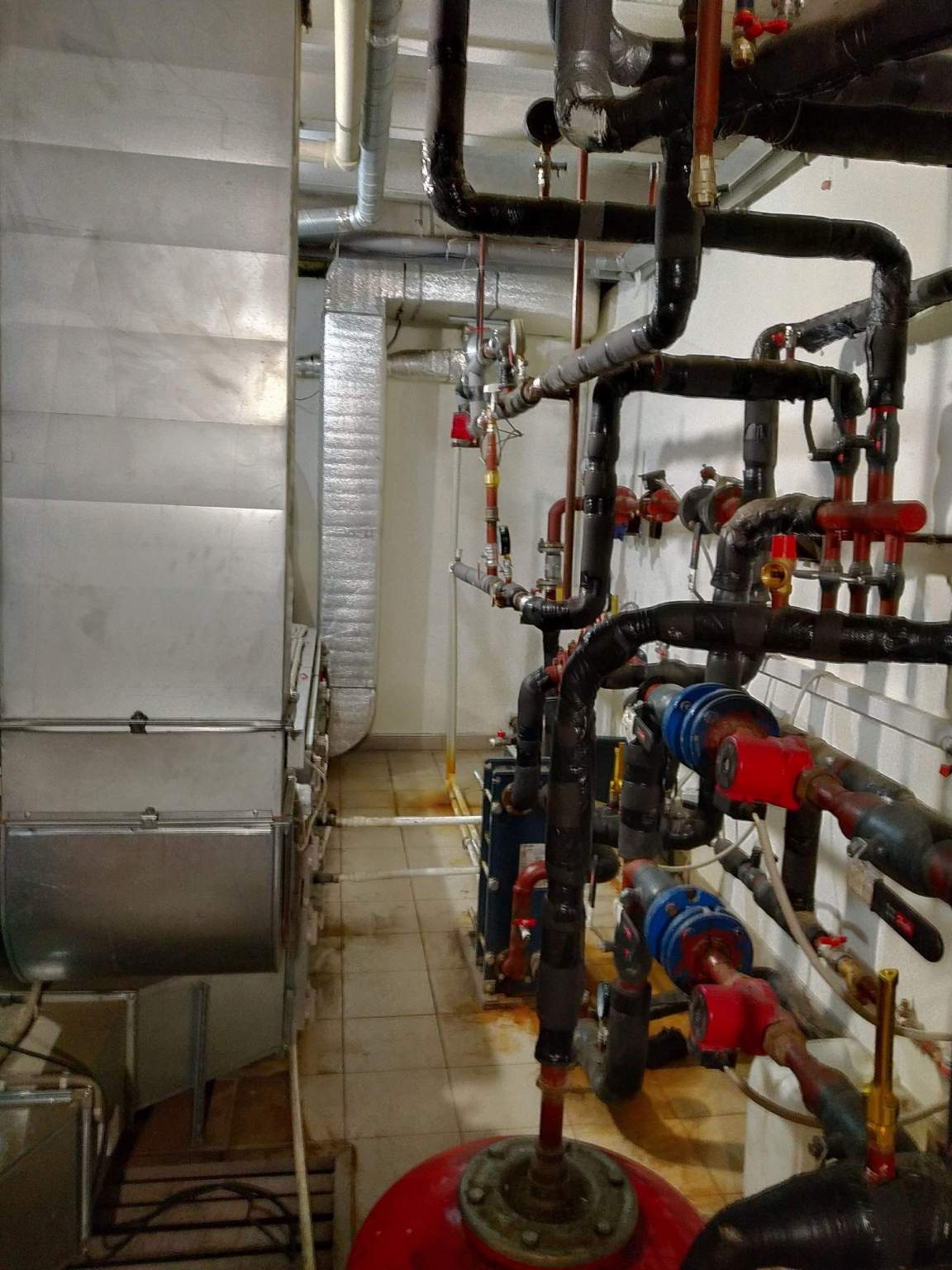 Продам офис 1084.3 м.кв.